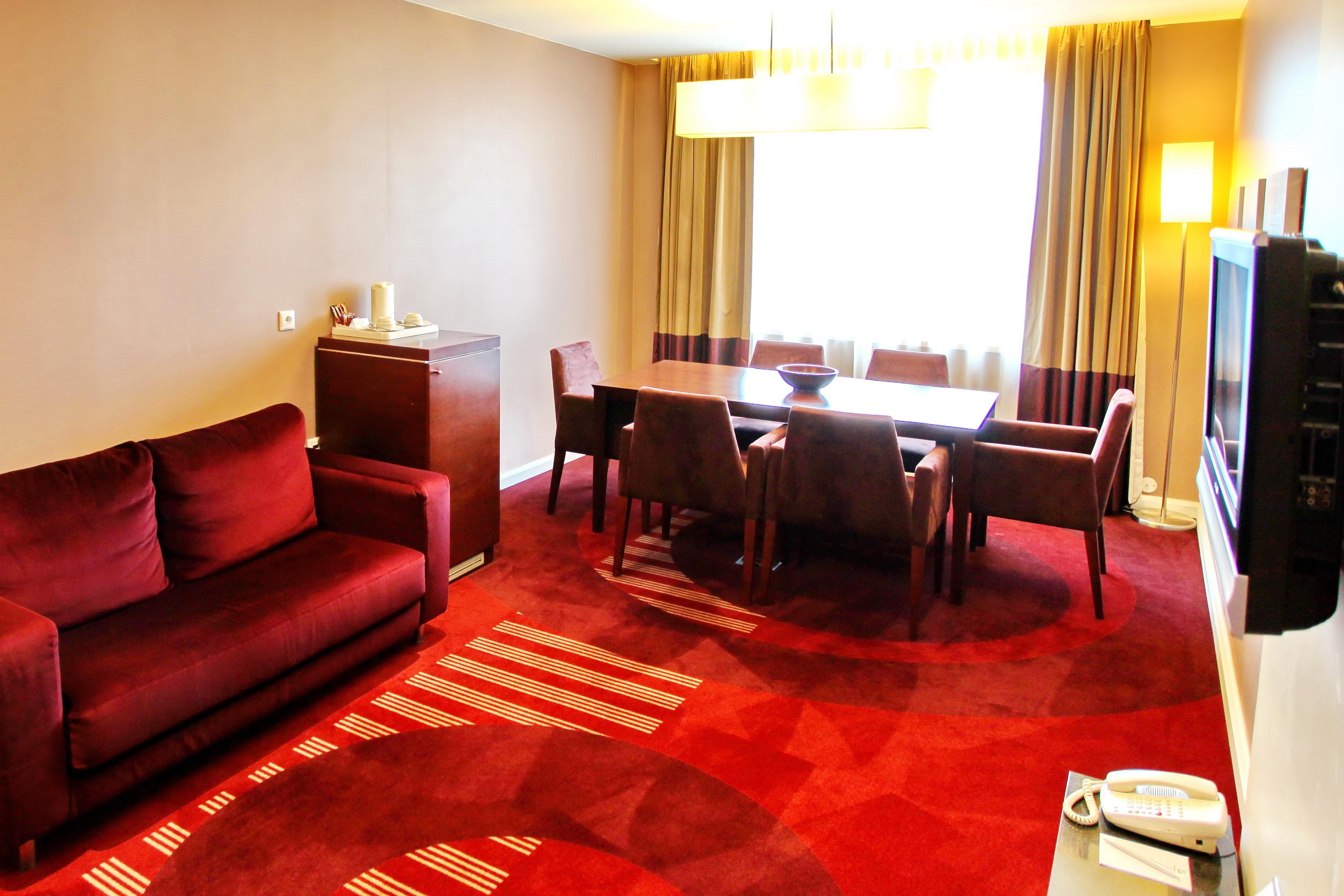 Crowne Plaza By Ihg