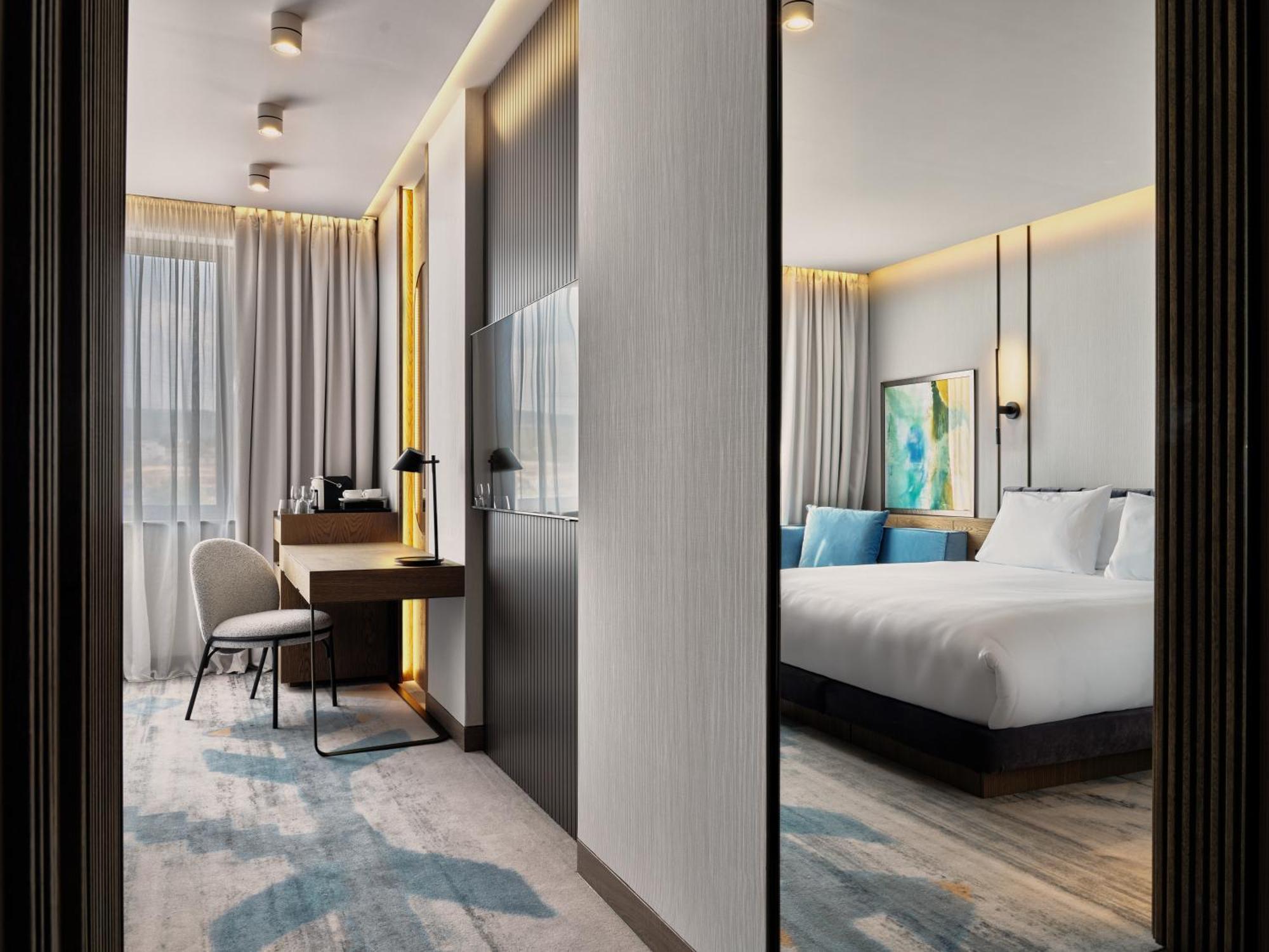 Crowne Plaza By Ihg Ξενοδοχείο