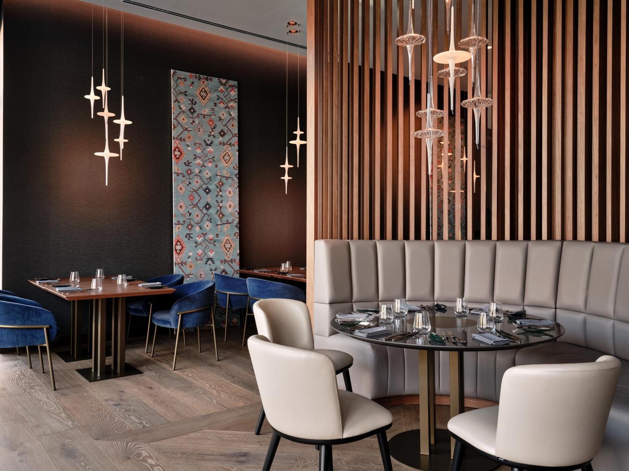 Crowne Plaza By Ihg 5*